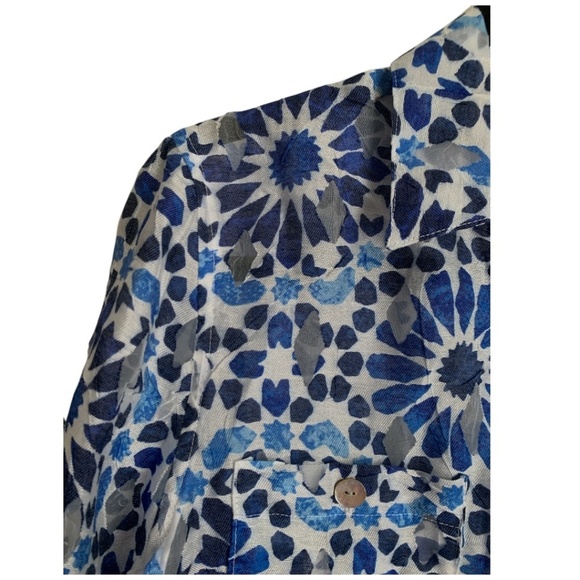 Ruby Rd. Women's Blouse Size 10 Button Down Floral Abstract Button Down Shirt - Picture 4 of 6